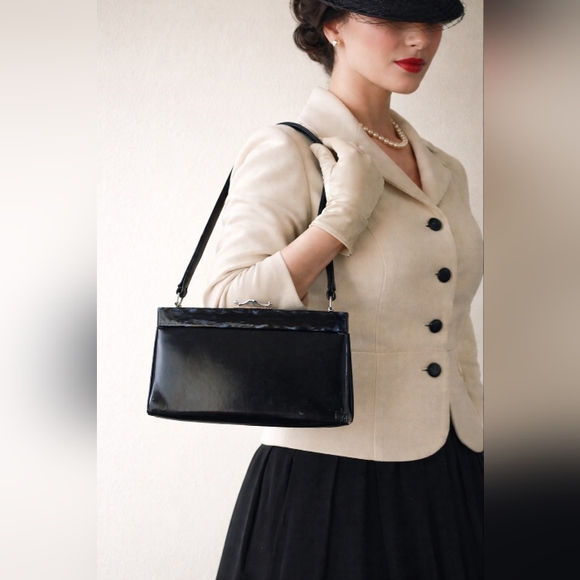 Handbags - Vintage Black Handbag